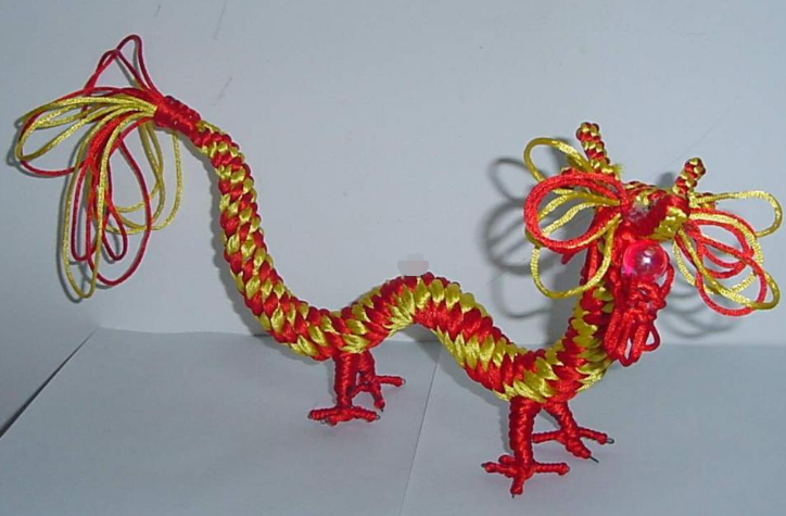 十二星座吉祥物以中国结为代表,摩羯座是龙形中国结