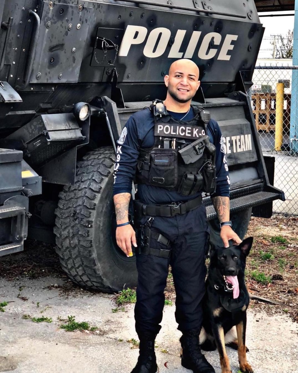 美国警察执法那么玩命,其实外国人更羡慕中国治安