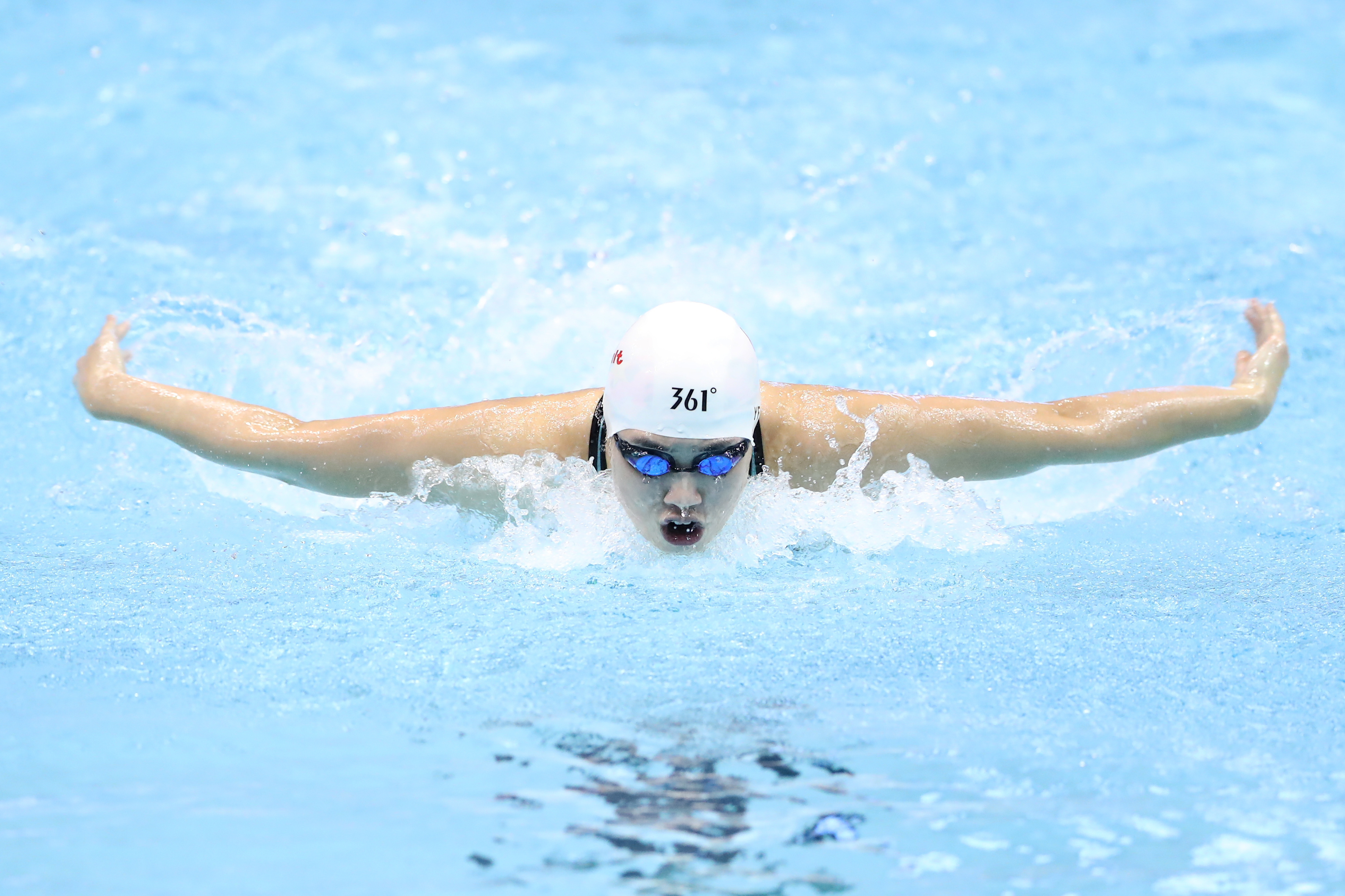 游泳——短池世界杯东京站:张雨霏获女子100米蝶泳季军(2)