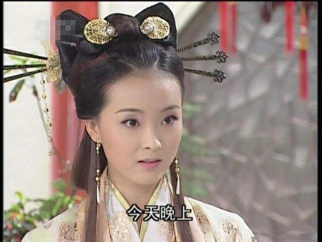 王艳的凝香公主多喜欢插筷子?从6根减到2根,原来她有4个筷子头