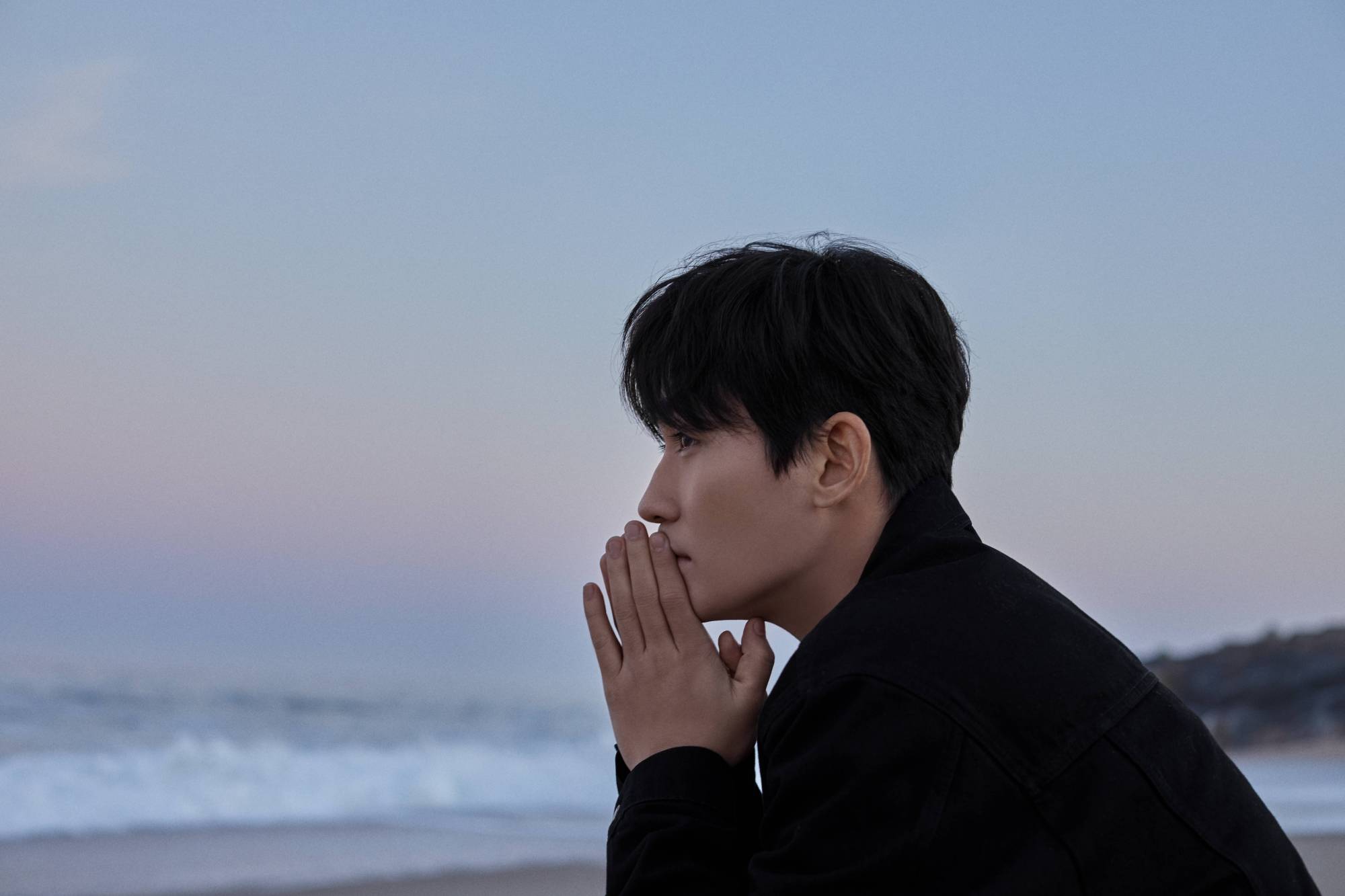 朱一龙,你的眼睛里充满了温柔的星河(壁纸大全)