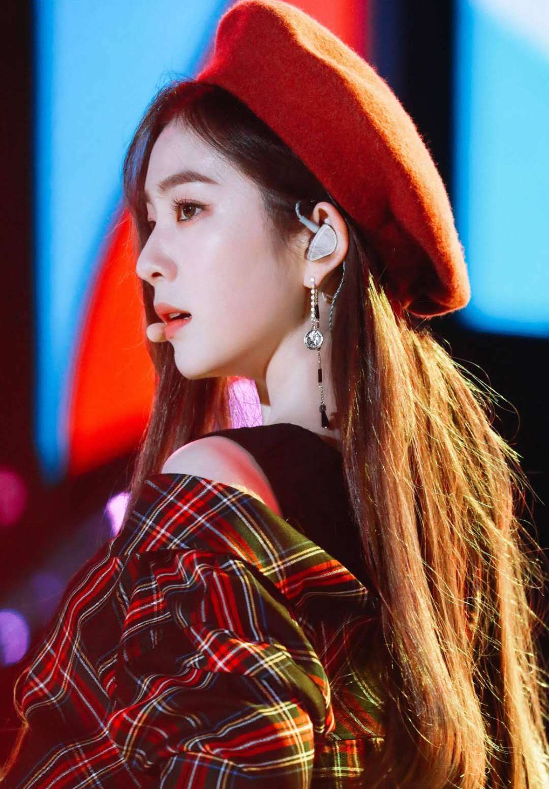 裴珠泫帽子造型,作为神颜拥有者,颜值从来不会让人失望啊