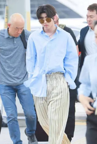 有一种"整容"叫蔡徐坤胖了,粉丝瞬间炸锅,网友:胖了更帅气!