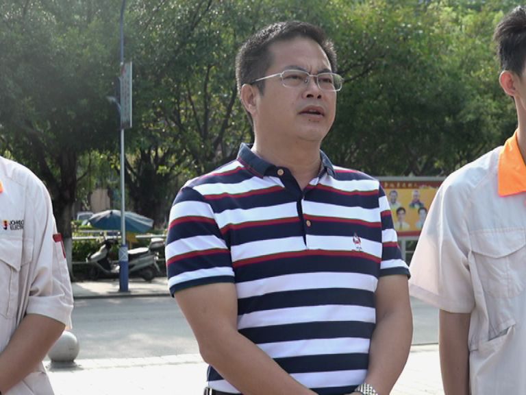 12名贫困家庭学生启程前往深圳德昌电机技术学院