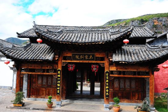 "漫漫雄关邱塘道,悠悠茶马滇藏情",观音峡是茶马