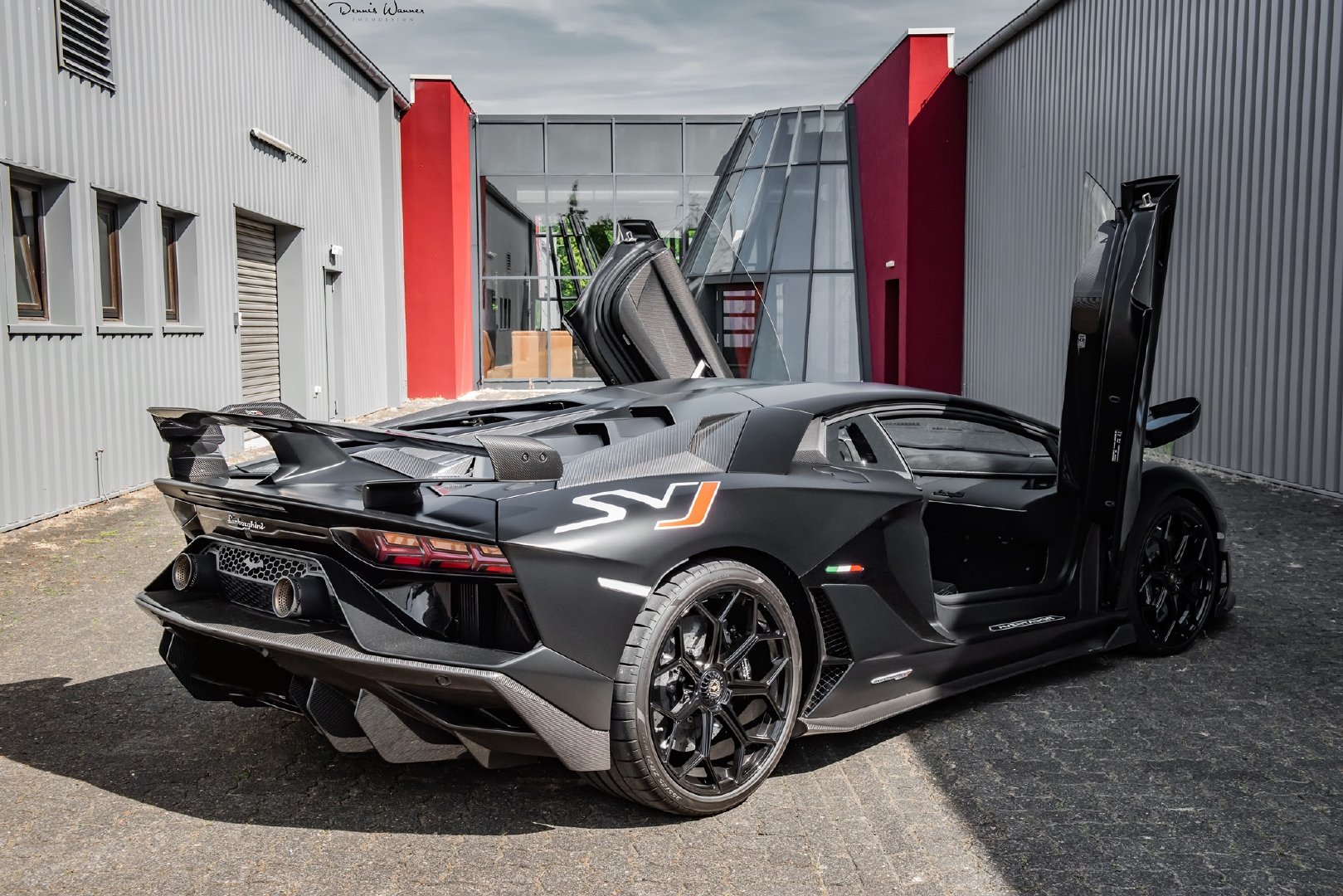 兰博基尼埃文塔多svj,很酷的黑色!