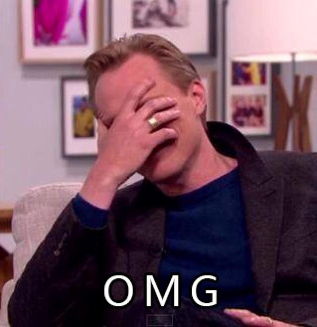 55开旧徒"落魄"女装直播!200万人气在线看古手羽黑丝女仆!