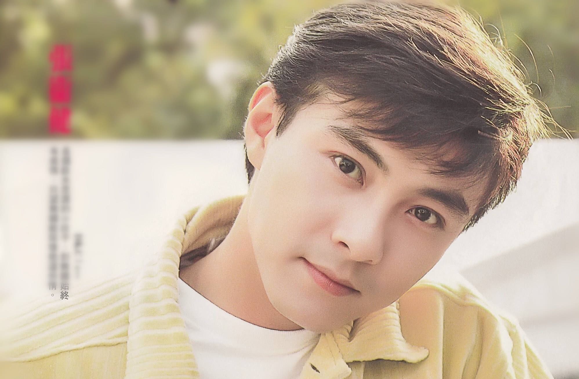 前辈说了8个字,张卫健却为此光头20年,事实是这样!