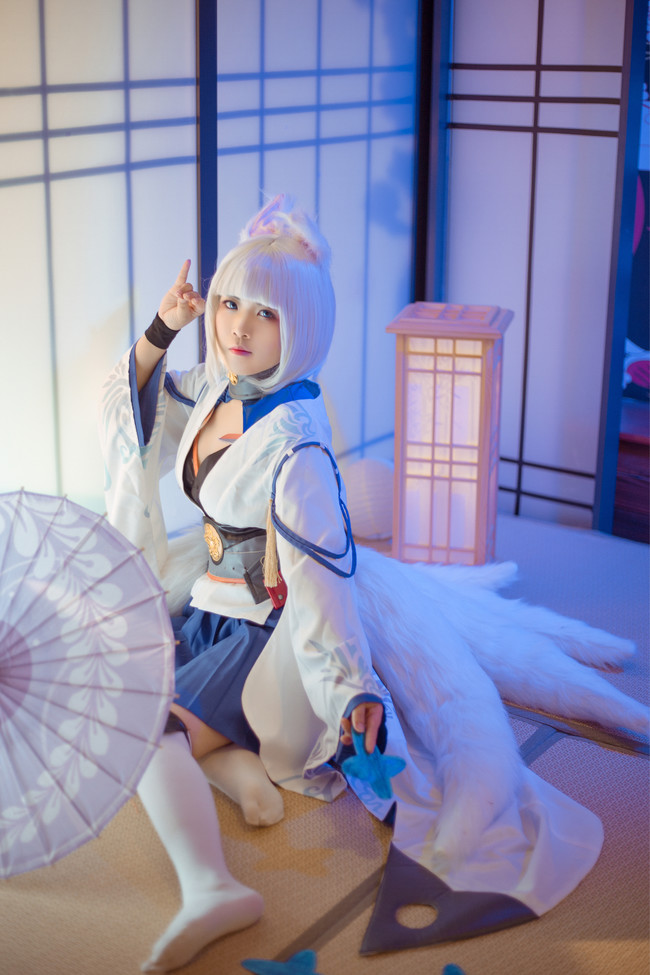 碧蓝航线:白丝长腿小姐姐cos加贺,做你的加贺舰娘