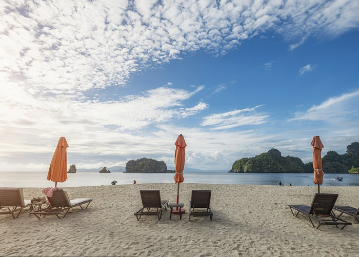 电影《李茶的姑妈》拍摄取景地,美丽梦幻的阿曼岛,你知道在哪吗