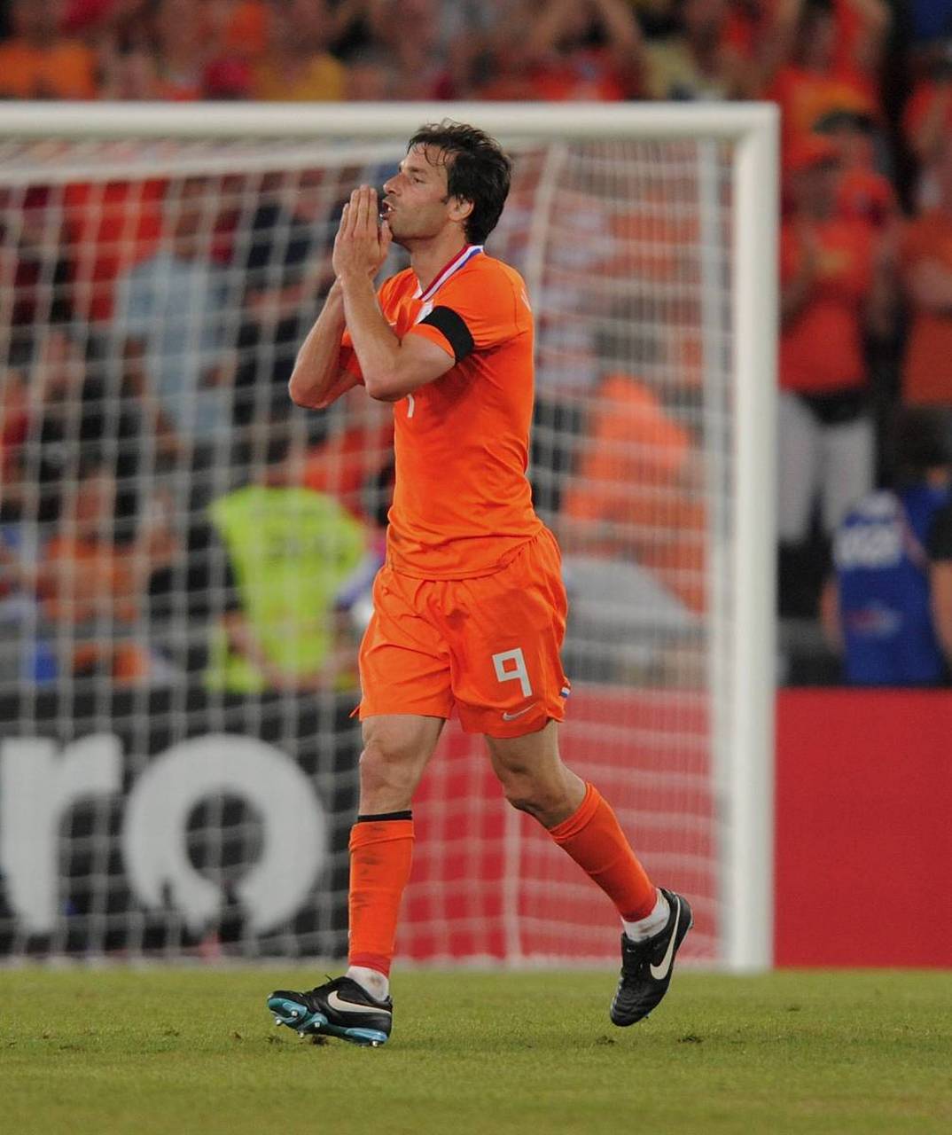 范尼47岁生日快乐!鲁德·范尼斯特鲁伊,1976年7月1日出生于荷兰北布拉