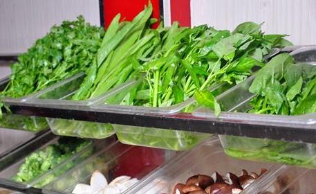 最后勺勺要说的就是这个蔬菜了,很多朋友在吃麻辣烫的时候都不太喜欢