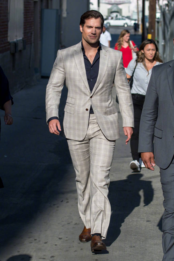 "大超"亨利·卡维尔最新街拍极清美图大赏!