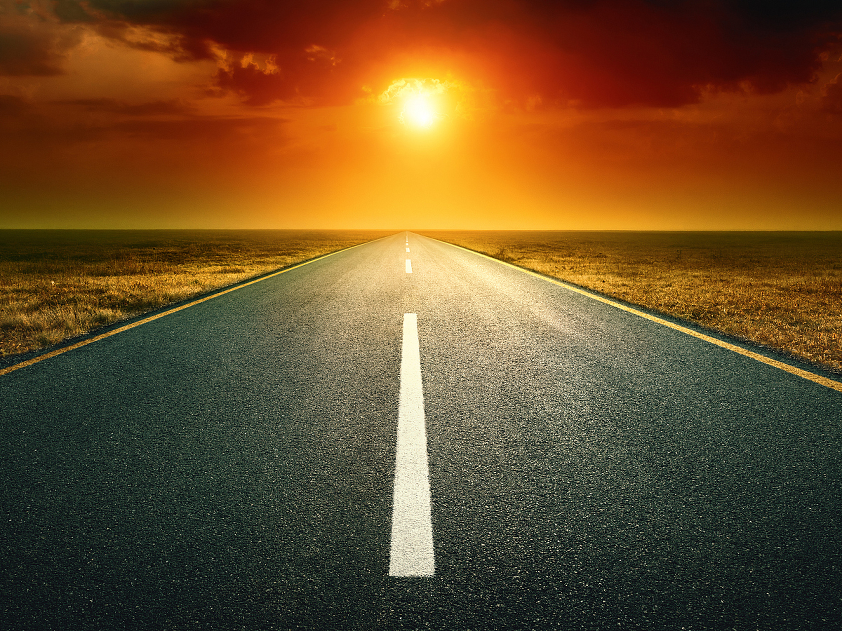 虽然路途茫茫看似无望, 但机会或许就在转角处等你.