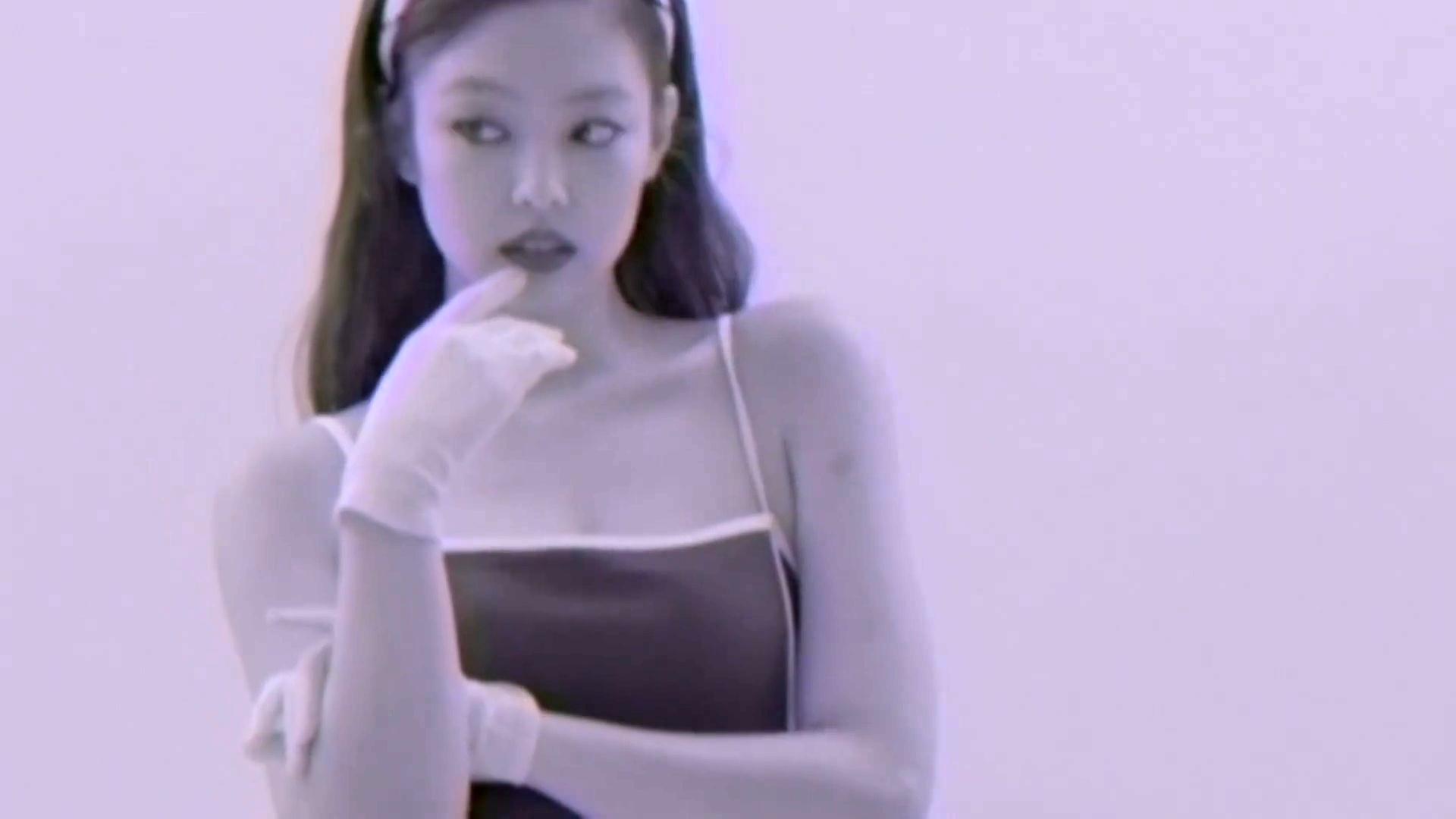 blackpink成员jennie出道的百变造型,干练且梦幻般的