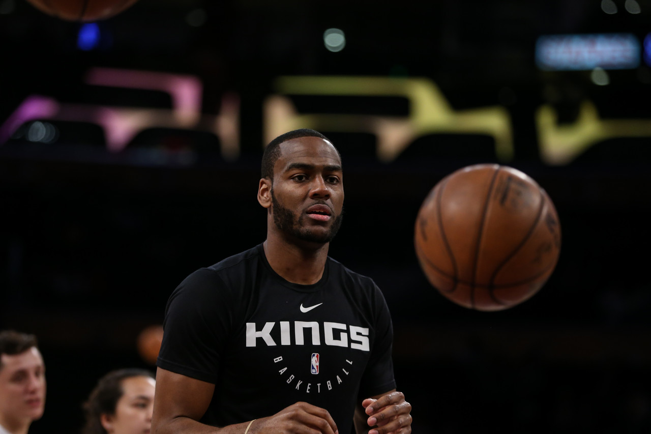 shams:亚力克-伯克斯一年合同加盟勇士