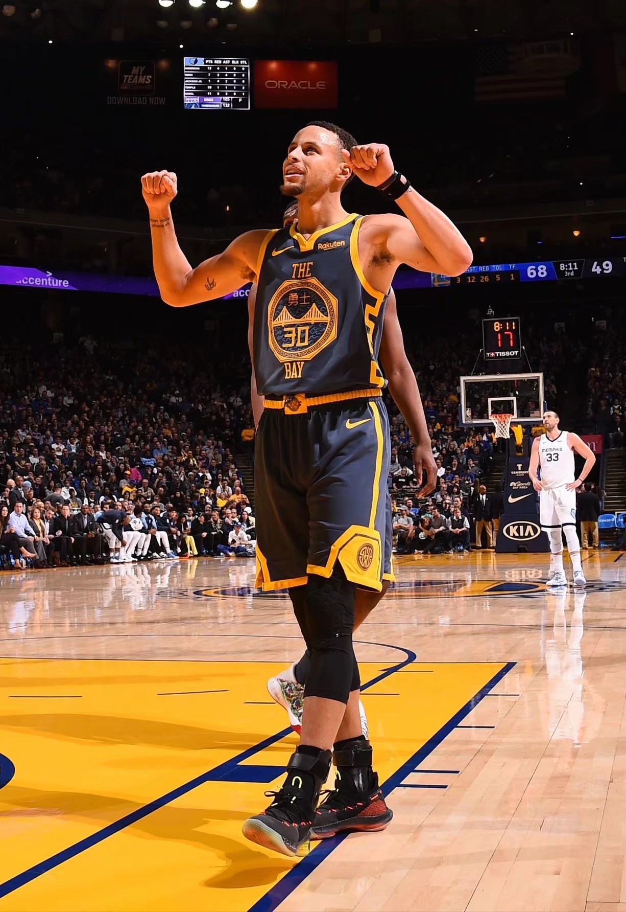 今日nba球星球鞋上脚,库里6,利拉德5