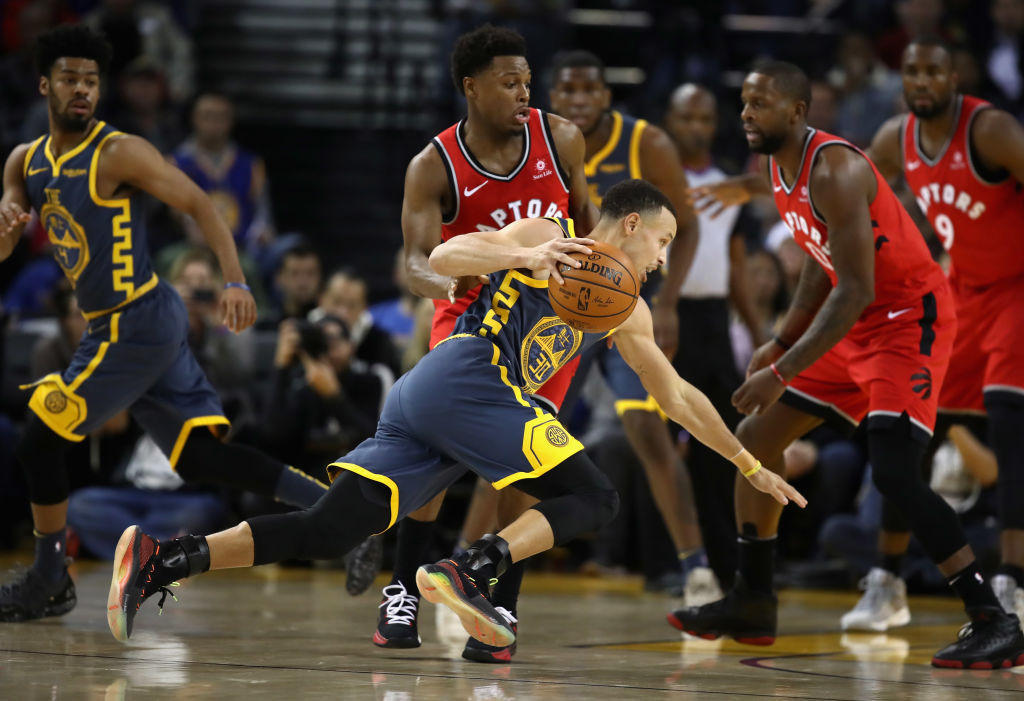 nba排名争夺战,网友:东部一枝独秀,西部狂野乱战!