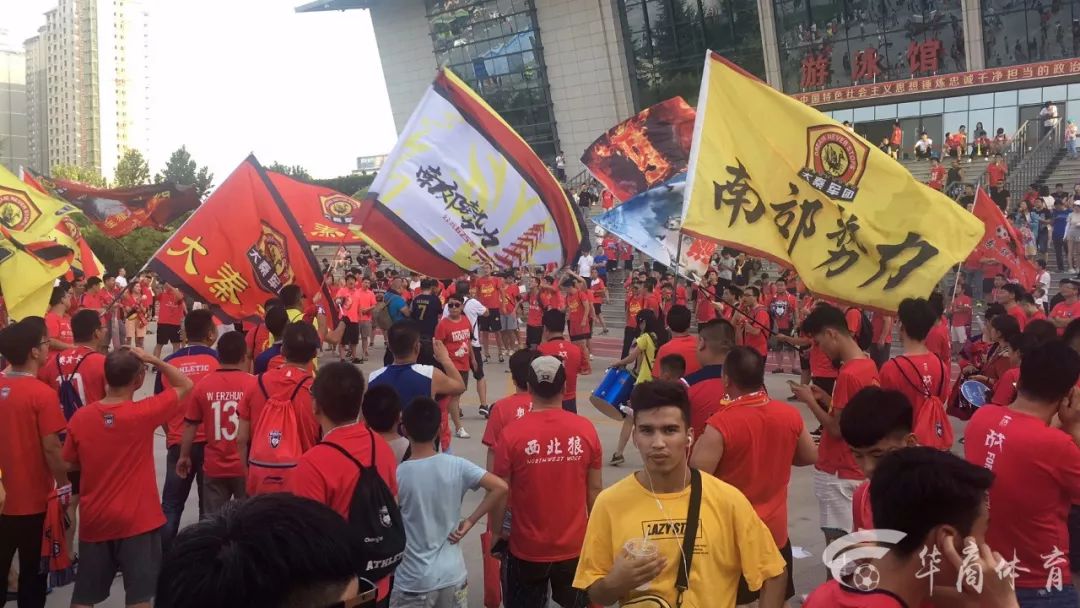 27339人!西北狼再造超白金球市 主场进球大战3:4憾负石家庄