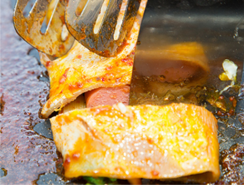 鸡西美食烤冷面,好吃又实惠,你吃过吗?