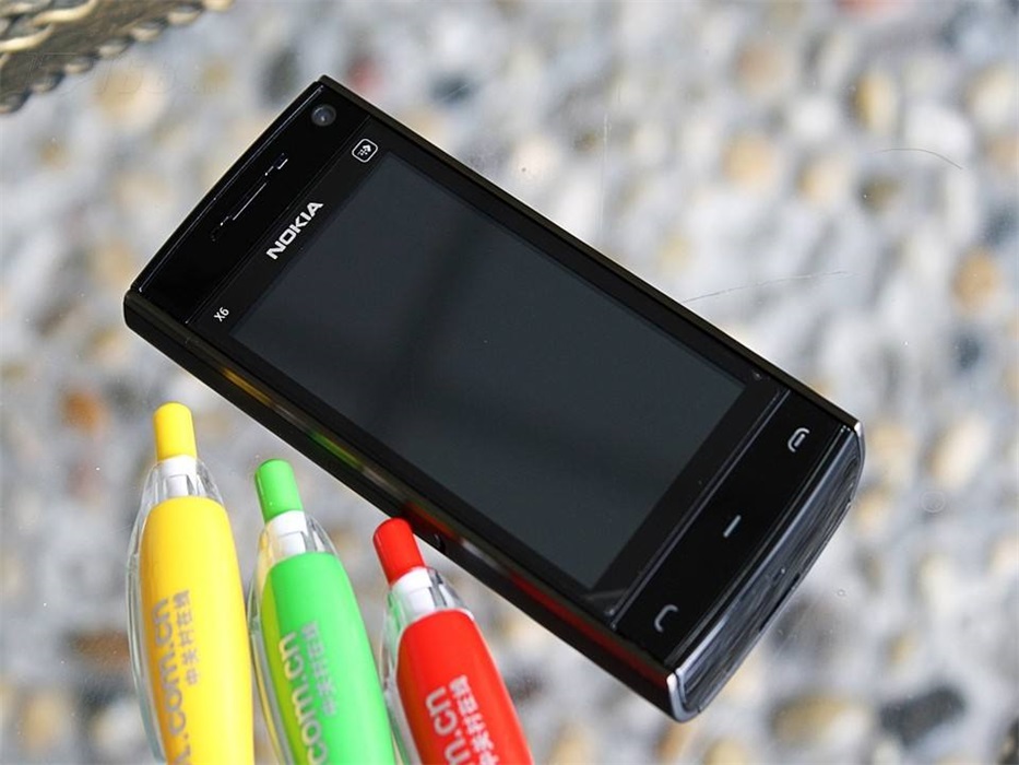 诺基亚x6手机不能买,尾插设计缺陷,设计工程师你们看到了吗?