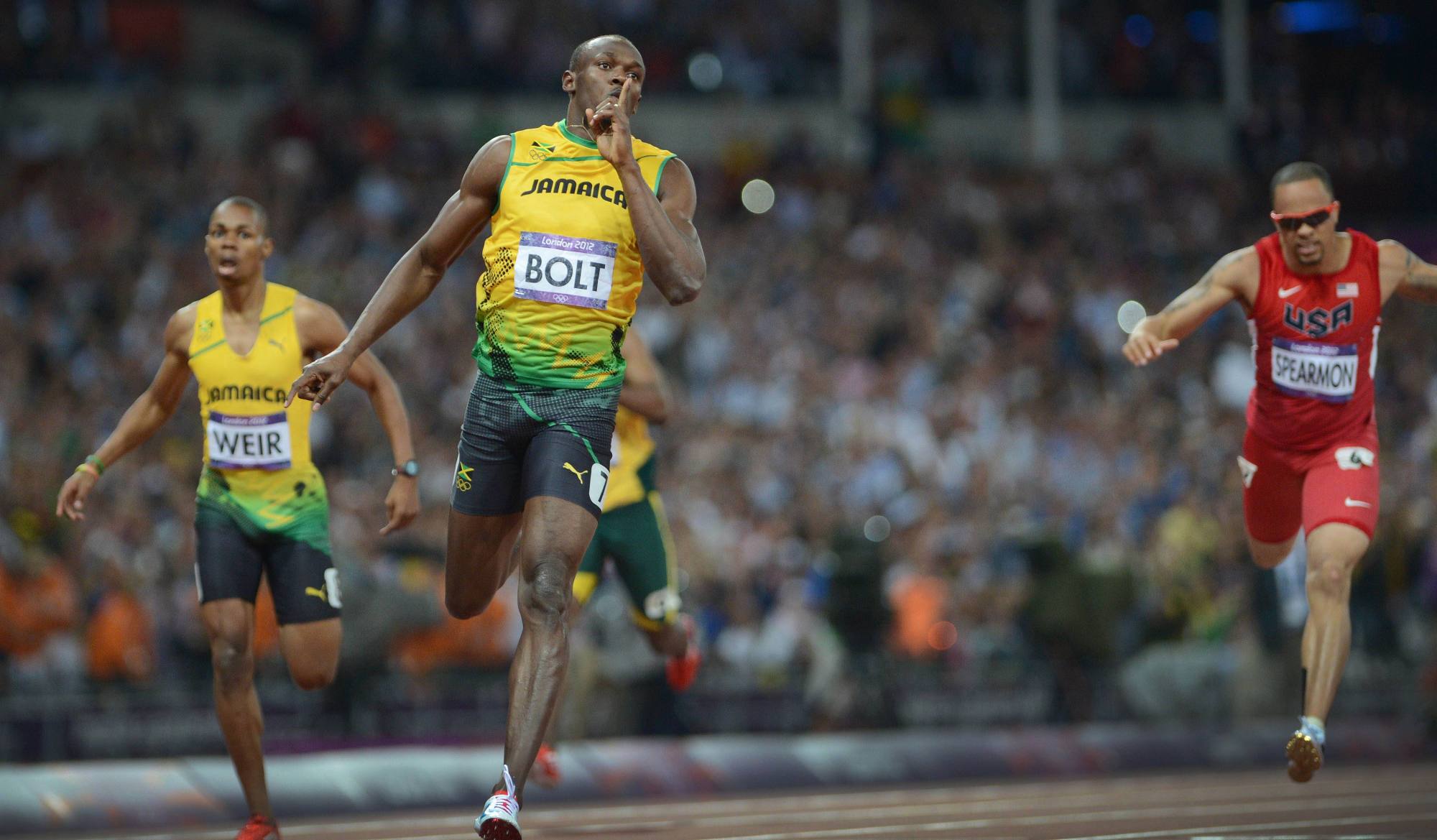 喜讯!前世界百米纪录保持者鲍威尔再夺短跑赛冠军,盼王者归来