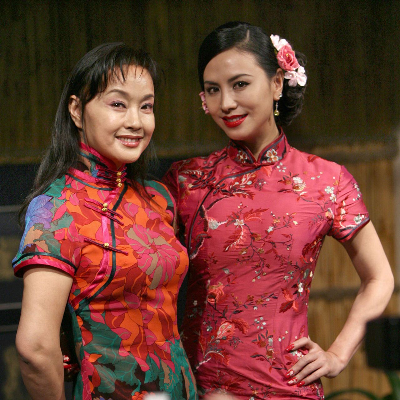 他十五岁时,他爸倩榱.