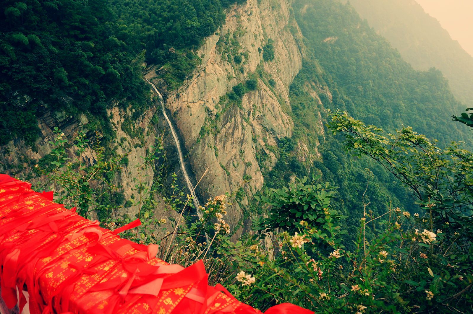 细数水质很好的旅游景点,九江秀峰景区,优胜美地国家公园优胜美地瀑布