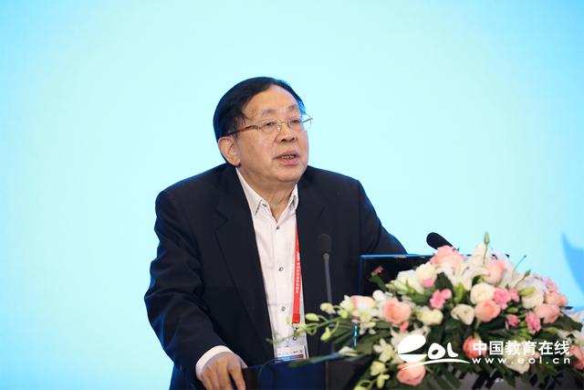 刘献君:翻天覆地 举世瞩目——全面回顾中国高等教育70年