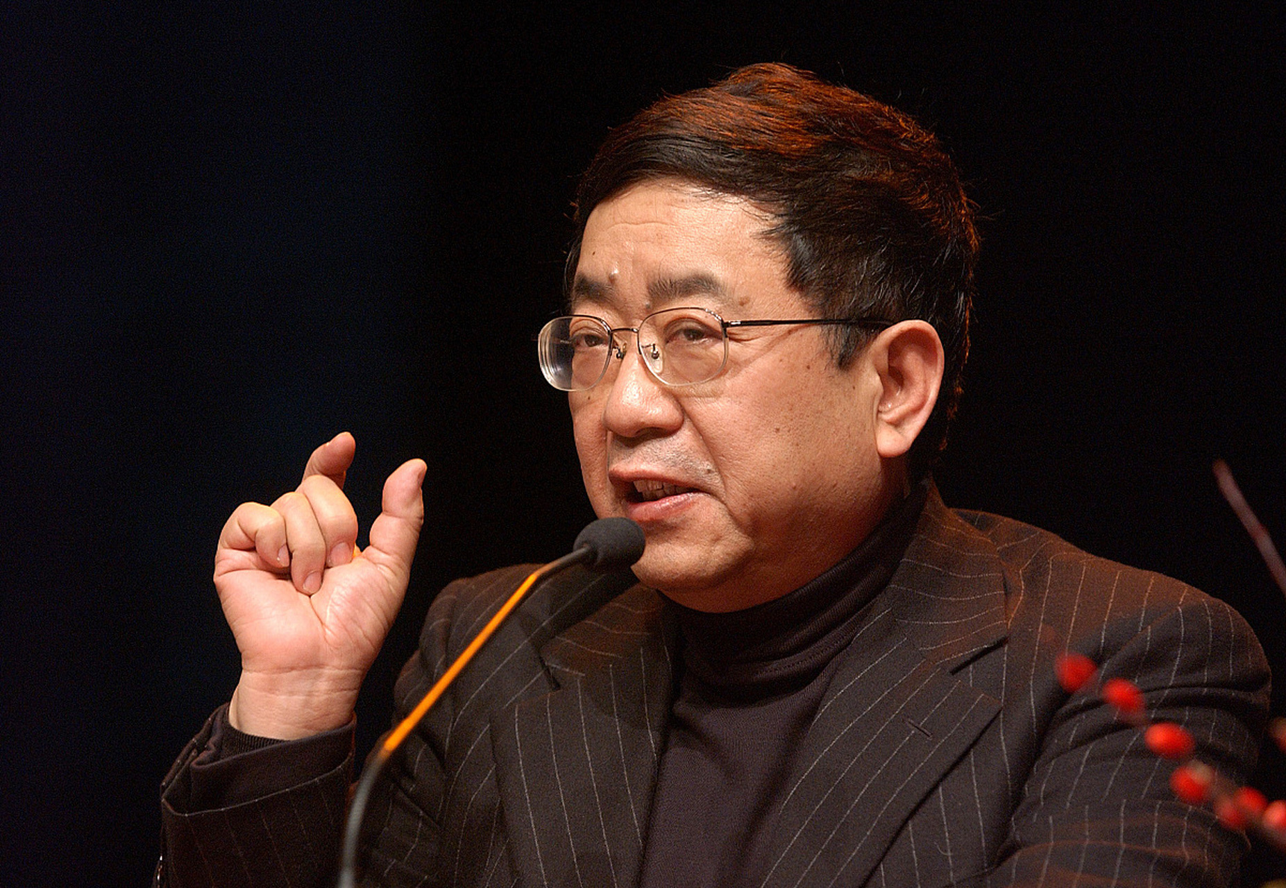 高晓松对印度评价很高,他说:印度人爱好和平,甚至连奥运会的金牌都不