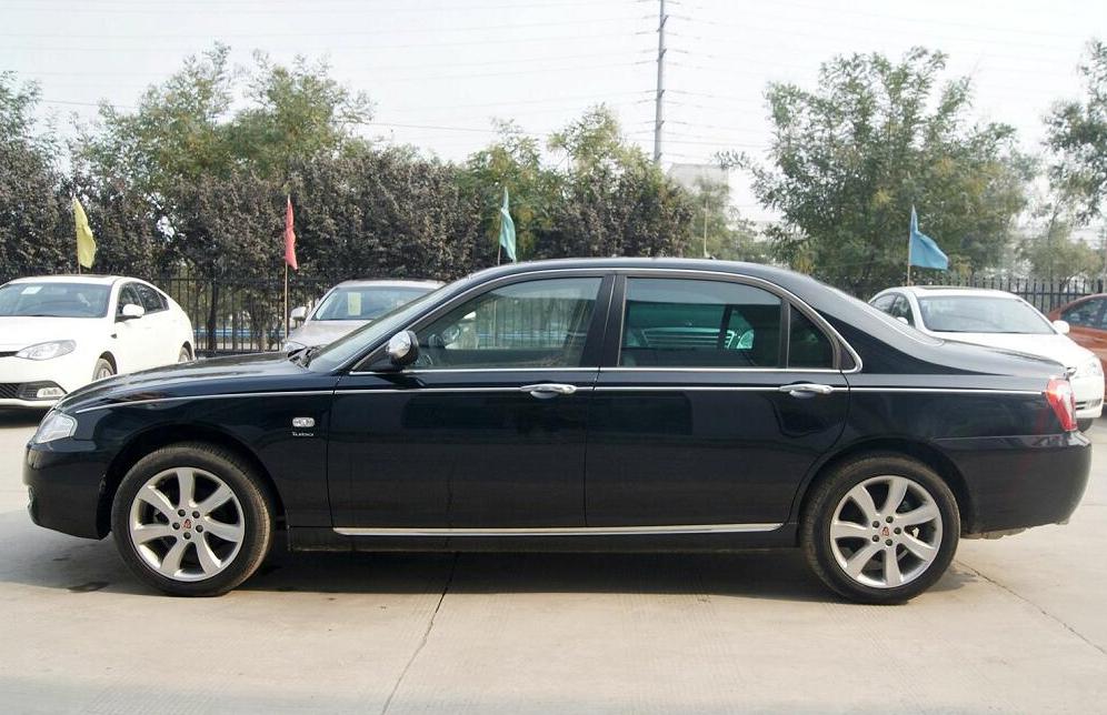 很细腻耐看的荣威750,车身线条很流畅,让人非常喜欢作为一台动感十足