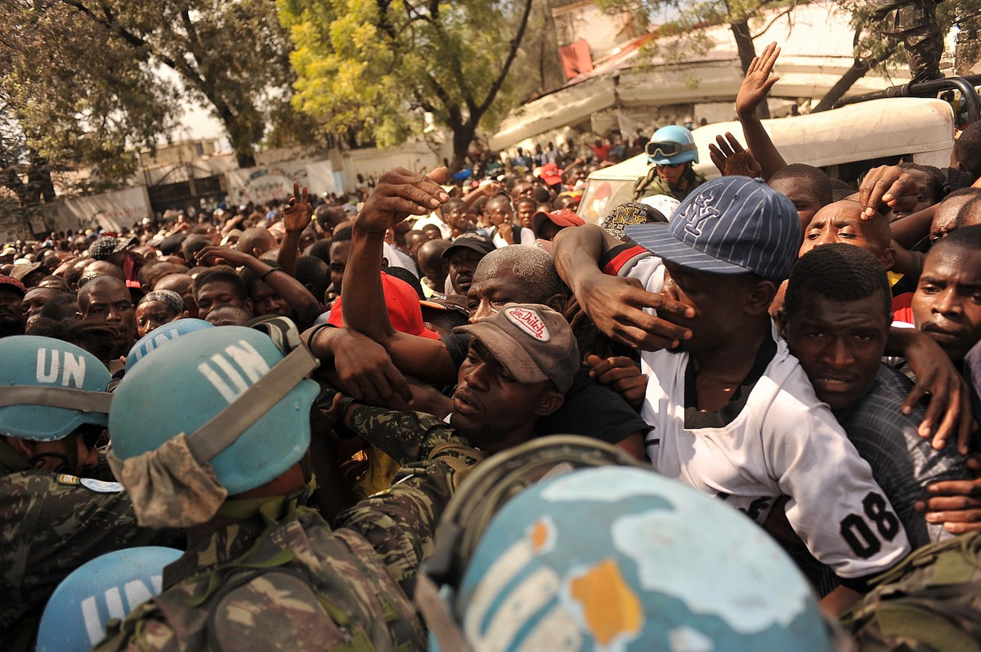 最近,印度军队打击游击队的行为,系打响了印度内战第一枪吗?