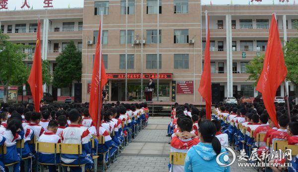 三一集团邀请北京大学优秀学子为涟源市三一学子分享成长路