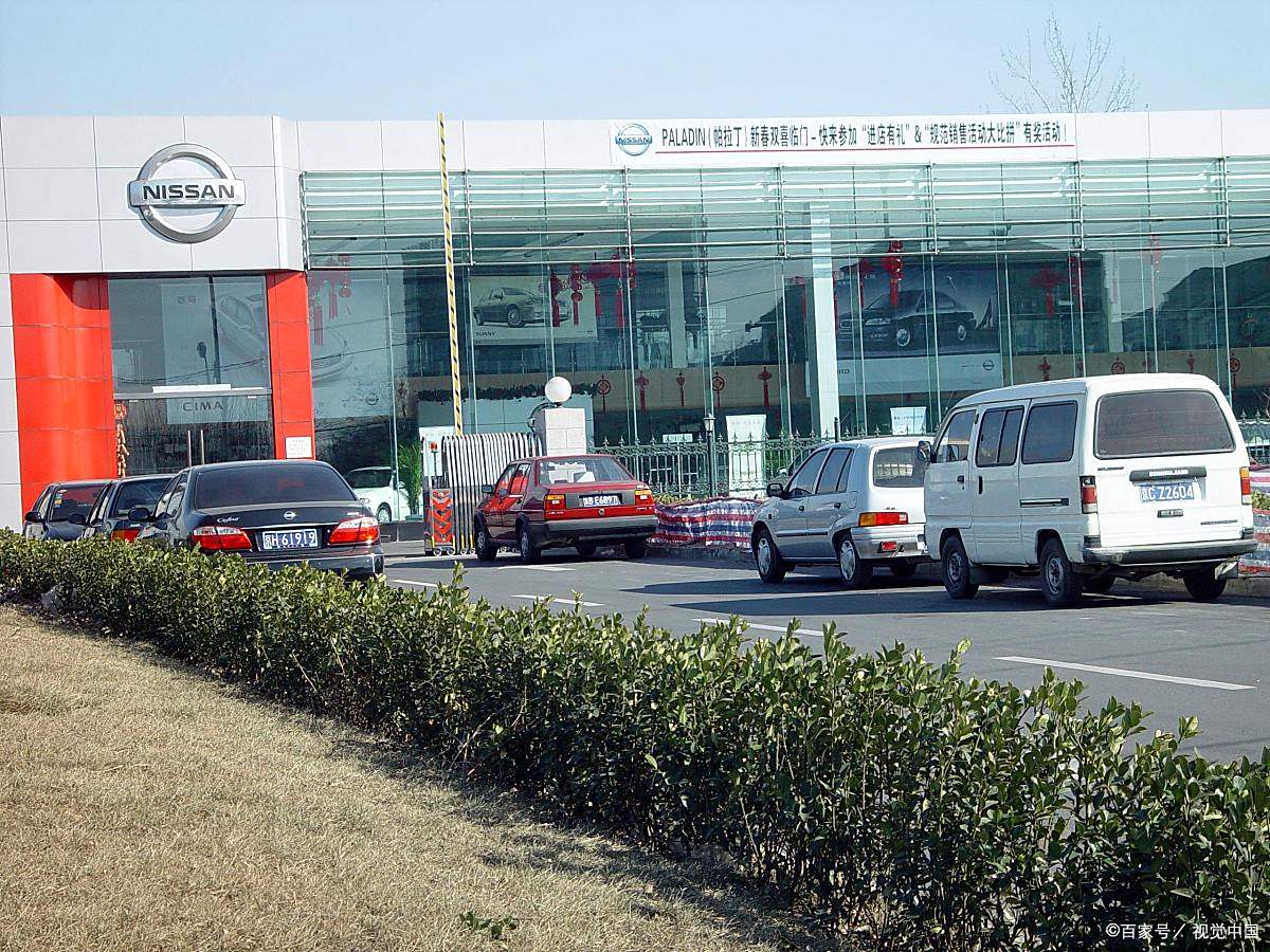 很多人说二汽建设在他们家乡,最后在选址十堰!