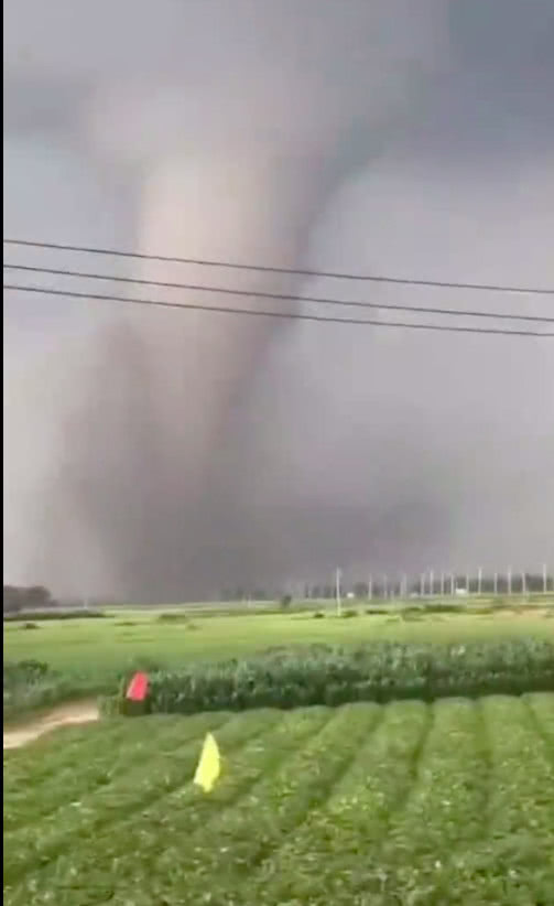 辽宁开原遭龙卷风灾害,赵本山心系灾区个人为老家捐出500万!