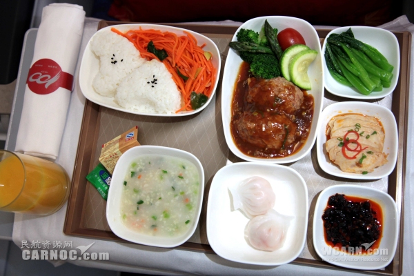 都说四川航空的飞机餐最好吃,是真的吗,会不会非常辣