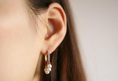 两耳朝前,卖尽田园招风耳的人命运真的不好吗?