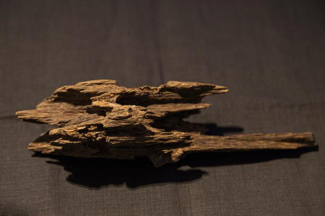 玩沉香的人就是有钱,任性!