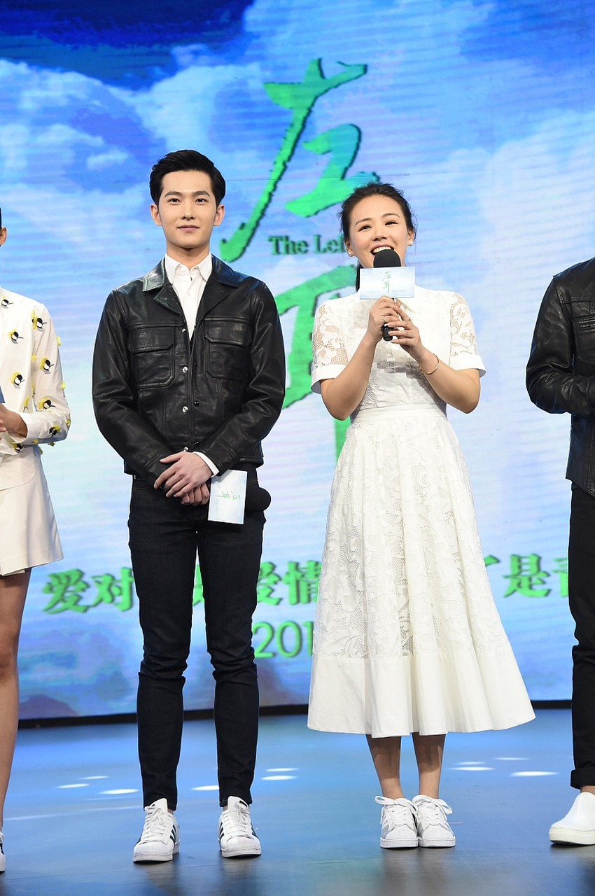 杨洋和马思纯的组合,看起来怎么样?反正我觉得还不错[嘻嘻]!