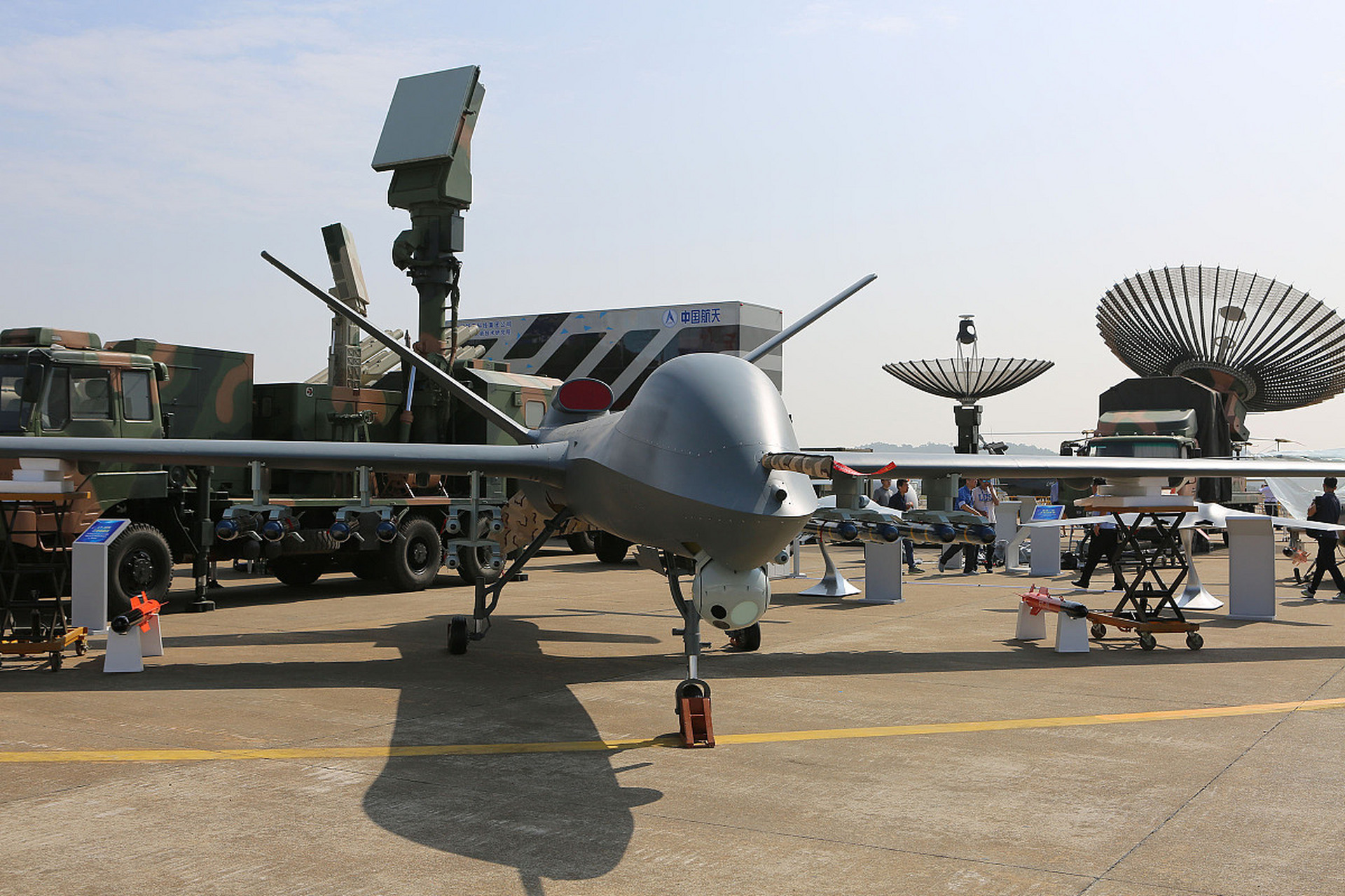 中国空军新型无人机无侦 -7投入实战化训练,有哪些亮点值得关注?