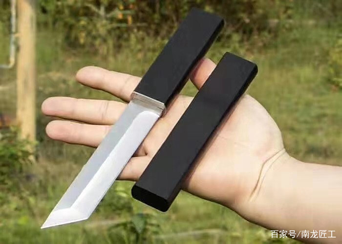 「鉴赏」D2钢一体龙骨入柄小武士-松田 「鉴赏」D2钢一体龙骨入柄小武士-松田