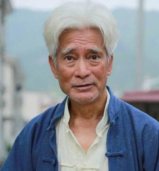 陈真也老了,蔡六斤离世,霍元甲老了,只有她48岁还像18岁少女