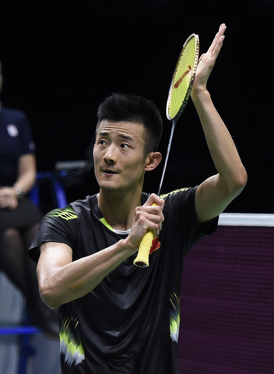 北京时间5月12日,中国羽毛球队单打组主教练夏煊泽确认谌龙已经退役.