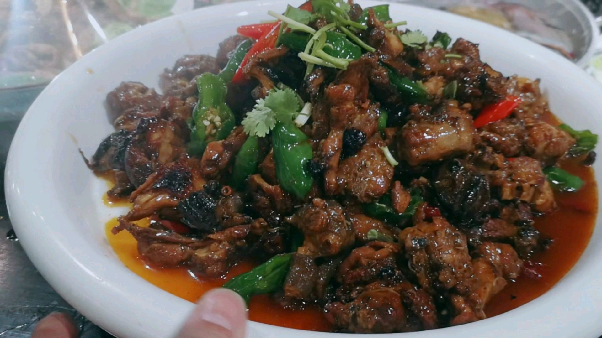 专业厨师教你做正宗的“滕州辣子鸡”,别有风味