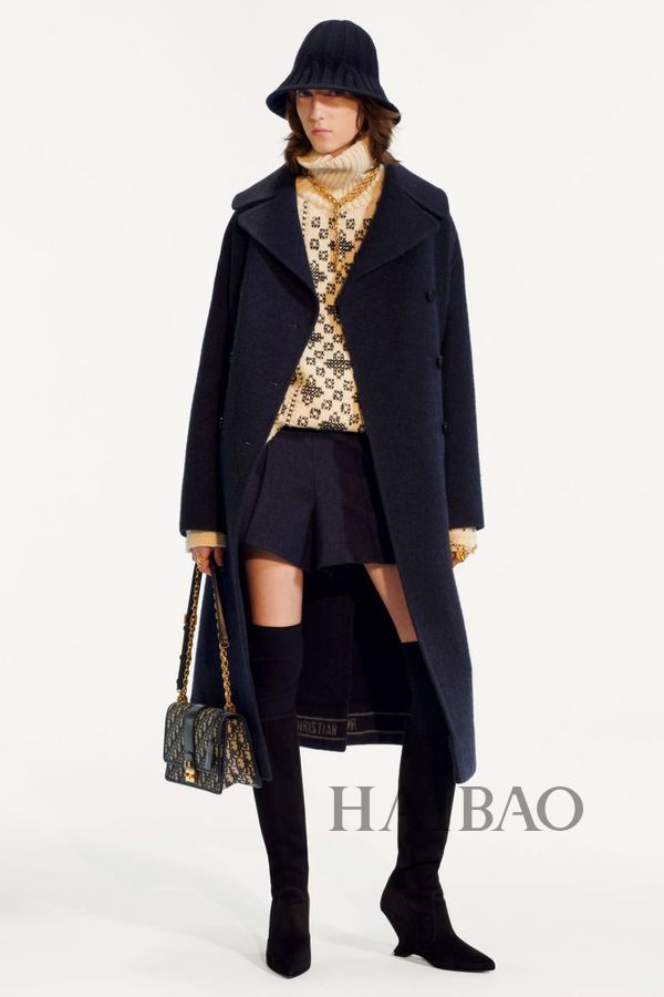 迪奥(dior) 2019早秋女装系列lookbook:从神秘部落来到如梦似幻的午夜