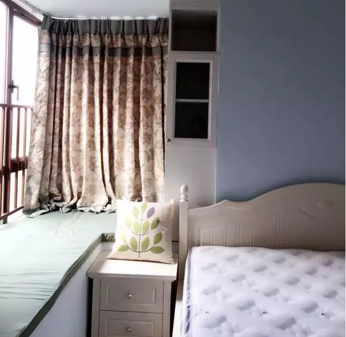 七字形的飘窗这样来设计比较好