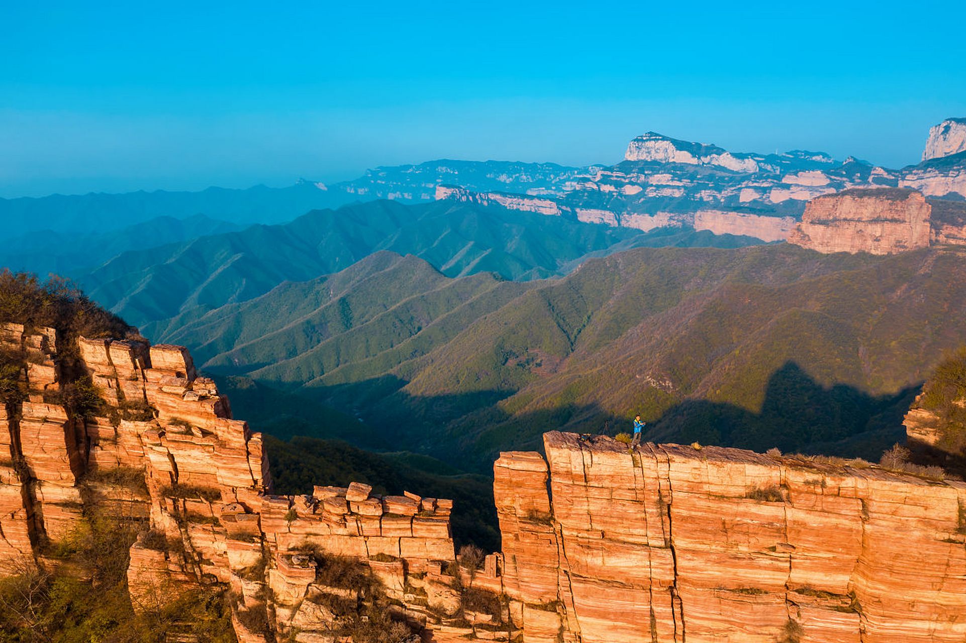 在石家庄赞皇县嶂石岩景区的群山之中,有一处令人望而生畏的地方