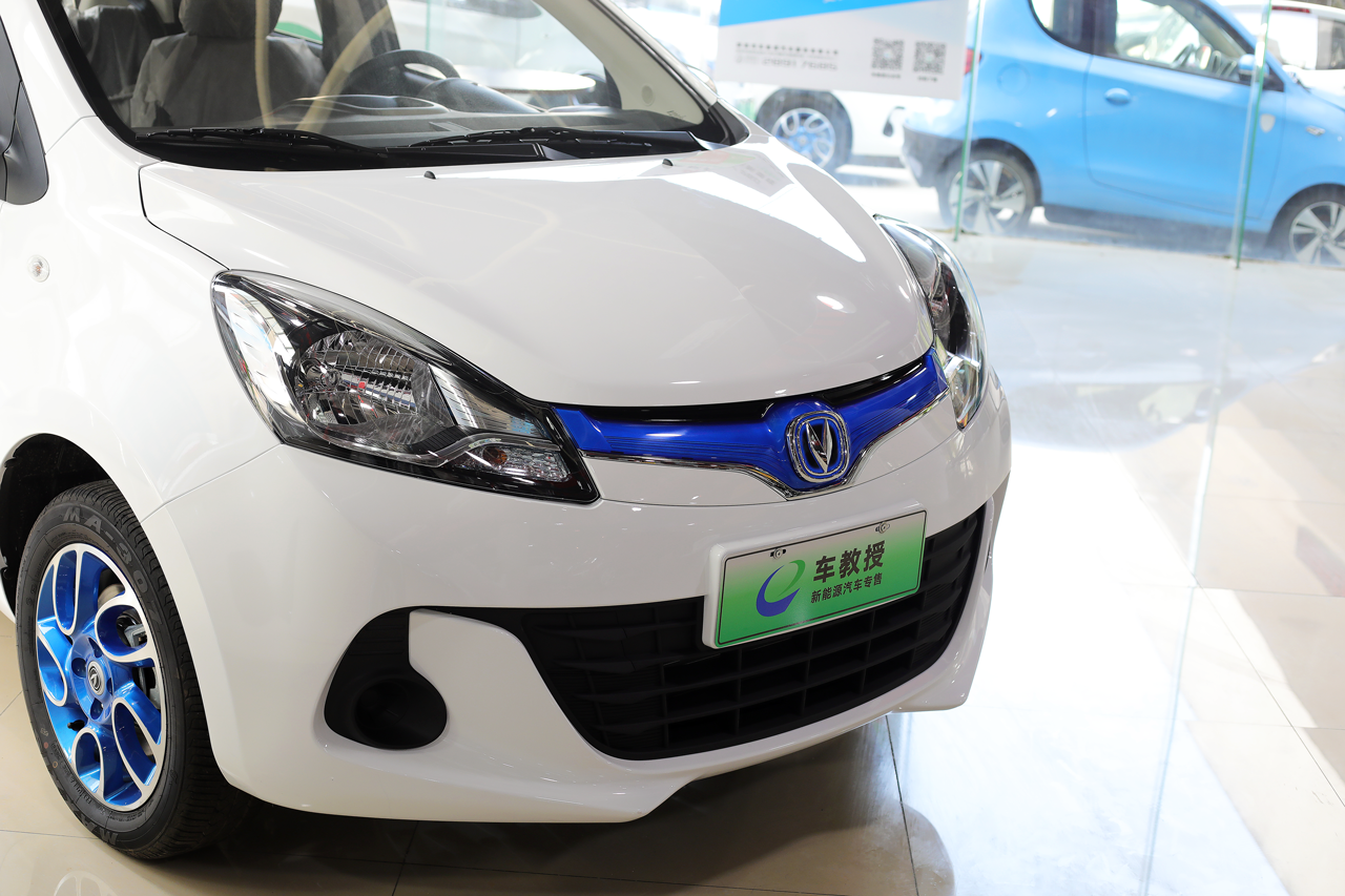 长安奔奔推出全新车型ev360,可以说同级车型没有对手了