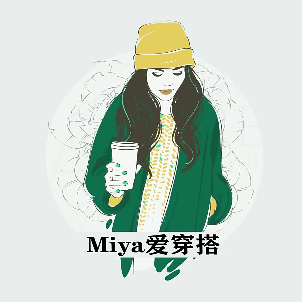 古力娜扎假期出游真高调!穿吊带裙露香肩,显得格外清新恬静