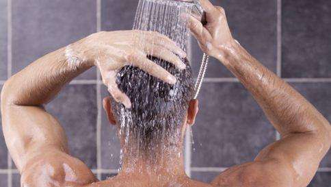 男人怎么治疗 洗澡图片